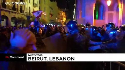 درگیری‌های بیروت؛ پلیس برای اولین بار از گلوله‌های پلاستیکی استفاده کرد