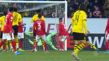 Dortmund cruise past Mainz to make it four in a row