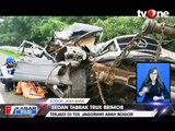 Sedan Mewah Tabrak Truk Brimob, Satu Tewas dan Dua Terluka