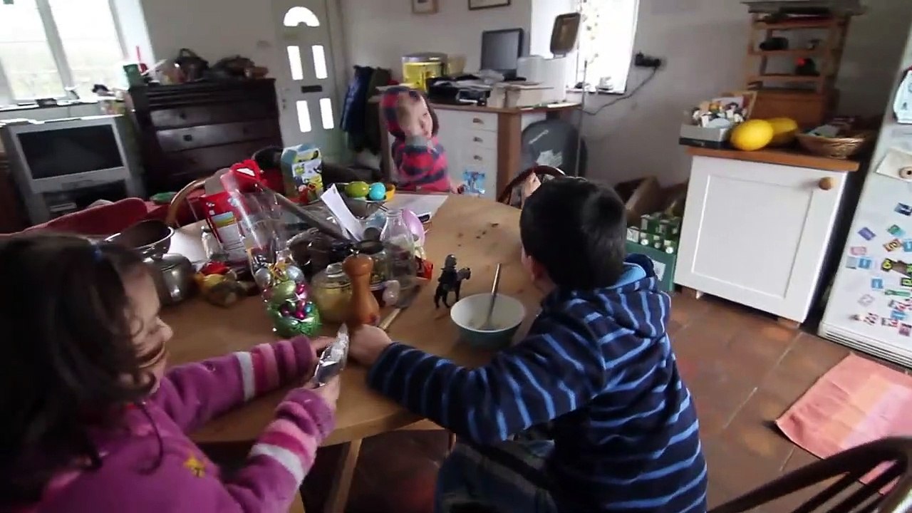 UNLEARNING - A GUIDE FOR FAMILIES WHO CHANGE THE WORLD PROMO HD (eng)