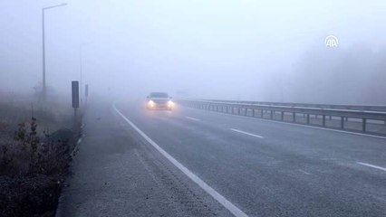Kastamonu'da sis ulaşımı olumsuz etkiliyor
