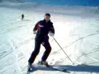 Mike aka Mickael essaye le ski...