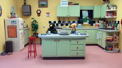 Don't Hug Me I'm Scared 5