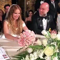 Oyuncu Naz Elmas ve iş insanı Erol Özmandıracı evlendi