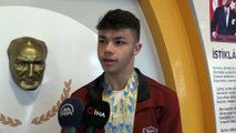 Avrupa şampiyonu milli halterci Hakan Şükrü Kurnaz, okulunda coşkuyla karşılandı - KIRIKKALE