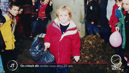 Côtes-d'Armor : vingt ans après, les anciens élèves ouvrent une capsule temporelle