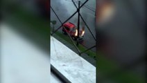 Fiat Uno é parcialmente destruído em incêndio, no Bairro Coqueiral