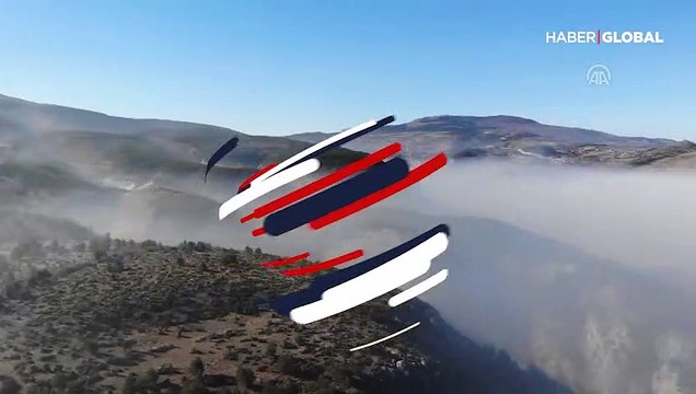 Yoğun sis kentte masalsı görüntüler yarattı