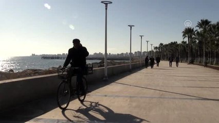 Mersin'de güneşli hava