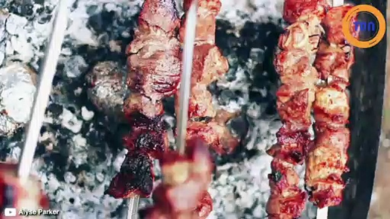 Végane depuis 5 ans, elle décide de manger de la viande et remarque de nombreux changements positifs