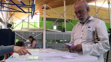 التشيليون يريدون تغيير الدستور الموروث عن الحكم الديكتاتوري