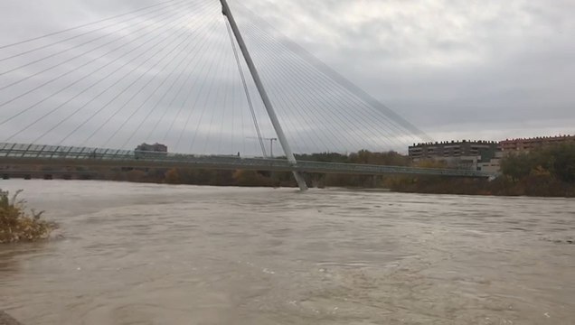 La crecida del Ebro afecta principalmente a cultivos