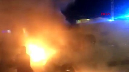 Başakşehir'de minibüs alev alev yandı