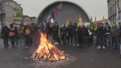 El pulso a Macron se gesta en los hangares de una estación