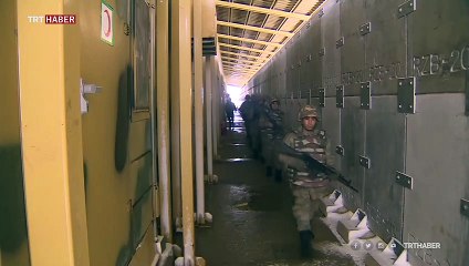 TRT, Mehmetçiğin sınırda zorlu vatan nöbetine eşlik etti