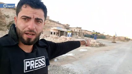 آثار قصف نظام أسد وطيران الاحتلال الروسي على طريق كفروما