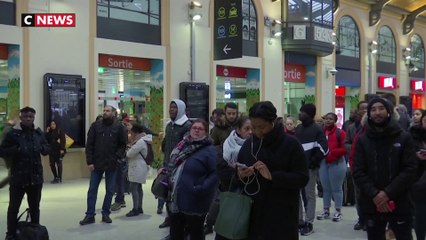 Grève des transports : la galère des usagers