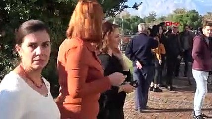 Bankaya girdi, 2 kişiyi rehin aldı; bir saat 10 dakika sonra ikna edildi
