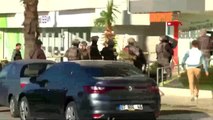 Antalya'da bir bankaya giren silahlı kişi, soygun girişiminde bulundu-4