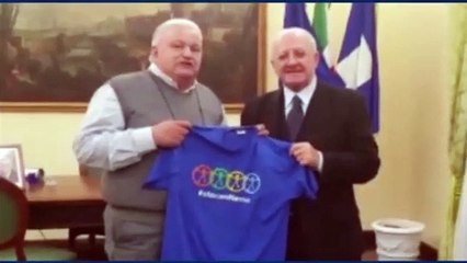 De Luca - Buon Natale agli amici dell’Unione Italiana Lotta alla Distrofia Musco)