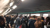 La ligne 4 du métro parisien a fonctionné jusqu’à 9 h 30 mardi matin