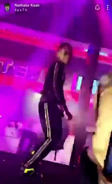 Nathalie Koah tombe sous le charme de Innoss'B dans une boîte de nuit