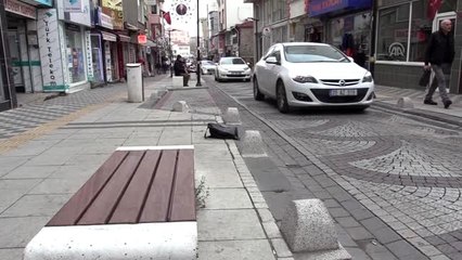 "Şüpheli" diye ihbar edilen çanta, düşüren sahibine ulaştırıldı - KIRKLARELİ