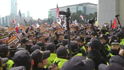 경찰, 보수단체 국회 본관 앞 집회 전담팀 꾸려 수사 / YTN