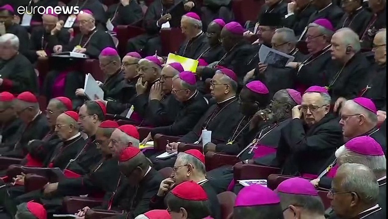 Franziskus schafft 'päpstliches Geheimnis' bei Missbrauch ab