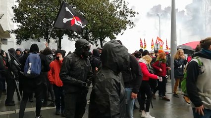 Sindicatos se unem para pressionar governo francês