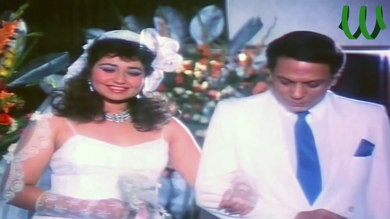 عادل امام يحقق حلم ليلى علوي ليله دخلتهم شوف عملها ايه!!