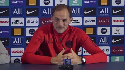 Tải video: Neymar loving life at PSG - Tuchel