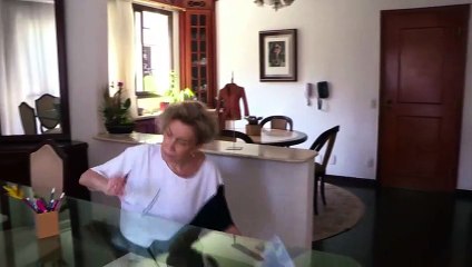 Casi octogenaria y modelo de lencería, brasileña alienta a mujeres a salir de la sombra