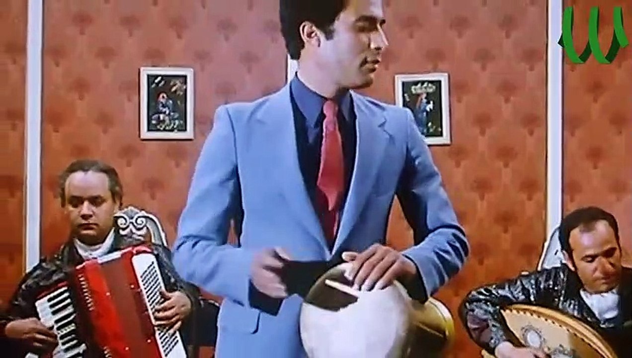 شوف ابداع احمد ذكي ونبيلة عبيد في فيلم الراقصة والطبال❤
