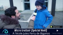 Micro trottoir spécial père noël à L'école Jules Ferry de Biganos