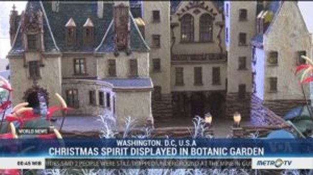 Christmas Spirit Displayed Botanic Garden