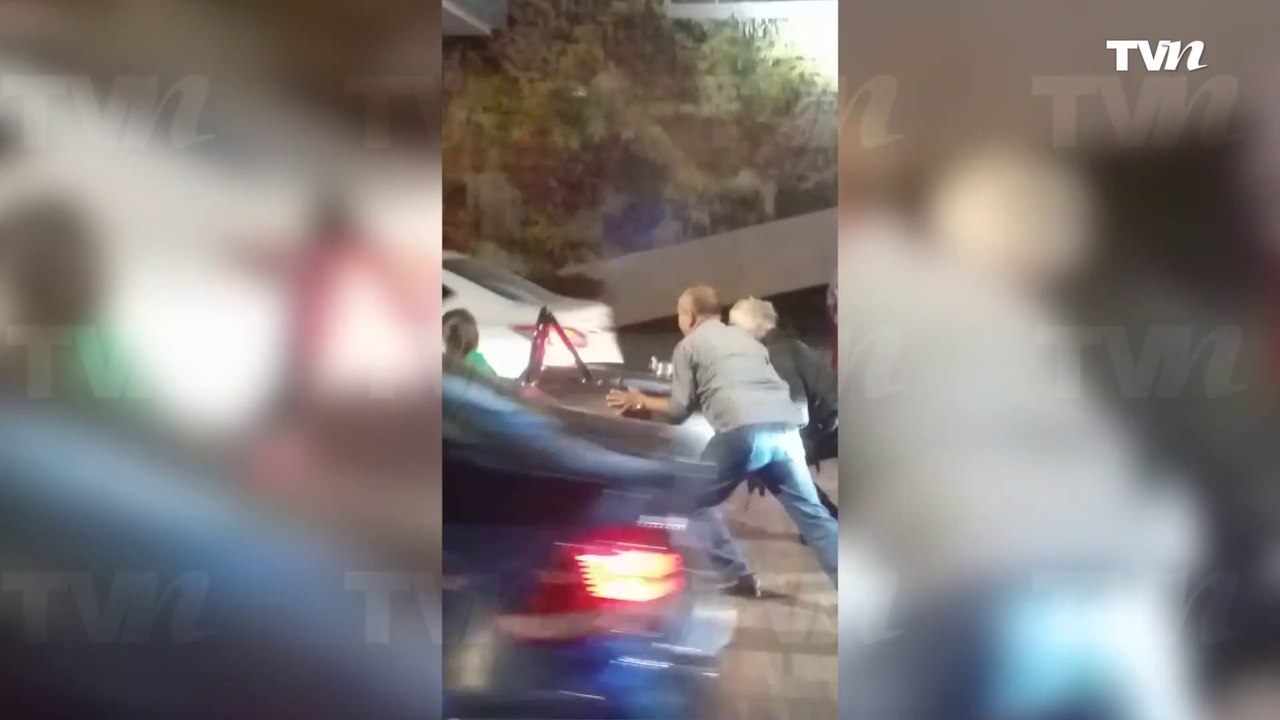 A Alejandro Fernández se le paró su lujoso auto a media cita con su novia Ana Paula