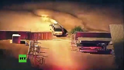 El apasionado beso de esta pareja antes de ser detenidos por la Policía tras una larga persecución en EE.UU.