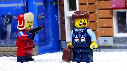 LEGO City Police Snowman Robbery Prank | LEGO City Crook Escape