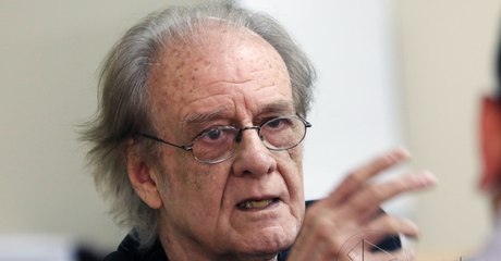 Luis Eduardo Aute: "De Alguna Manera"