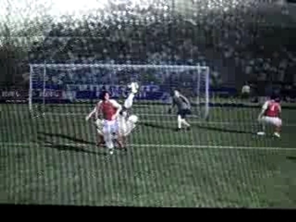 retourné acrobatique de cissé sur fifa 08