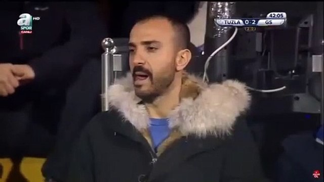 Okan Kurt'un Tuzla maçındaki görüntüsü sosyal medyada gündem oldu