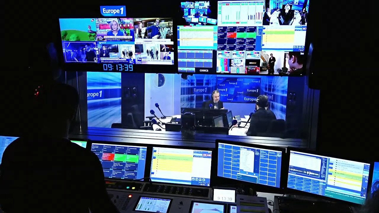 Sophie Marceau en Notre Dame animée, le retour de Mediapro, le rapport des violences faites aux journalistes et Boris Johnson en guerre contre la BBC