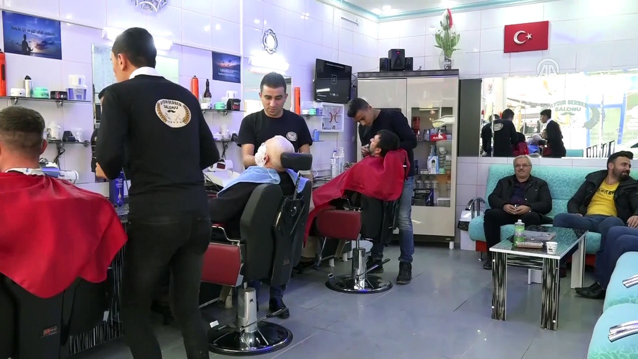 Berberden hastalara ve yaşlılara evde gönüllü hizmet - SİVAS