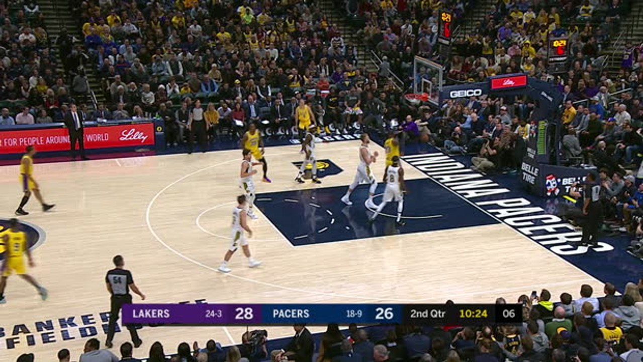 LeBron makes outrageous reverse alley-oop in Lakers defeat