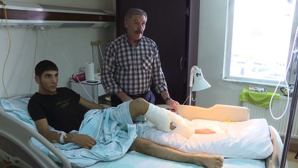 Traktörün altında kalan ayağı doku nakliyle kesilmekten kurtarıldı - ERZURUM