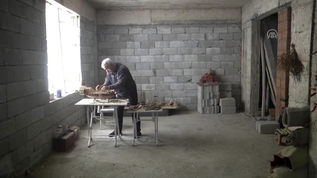 Konuşma ve işitme engellinin maket gemi tutkusu