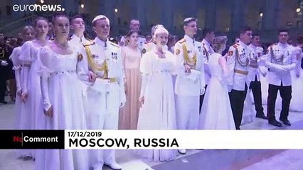 1,500 Russian military students attend Kremlin Cadet Ball