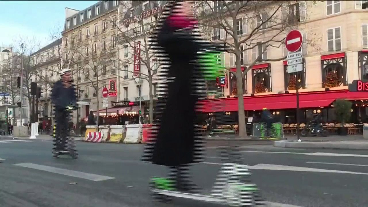 La grève dans les transports provoque un boom des accidents de deux-roues