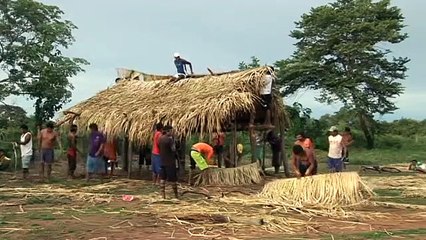 Berahatxi-rbi Olodu Mahadú - O povo que veio do fundo do rio (Documentário Karajá / Iny)